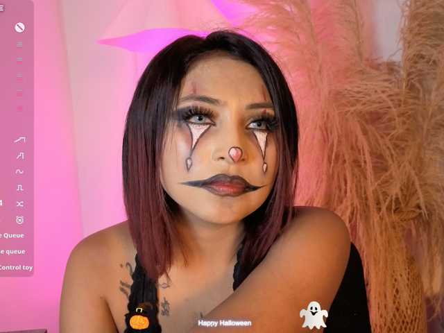 naia-cruzz live cam on BongaCams
