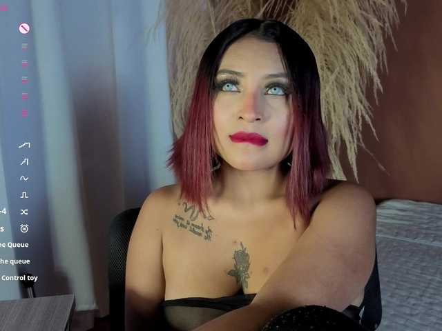 naia-cruzz live cam preview