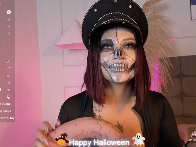 naia-cruzz live cam on BongaCams