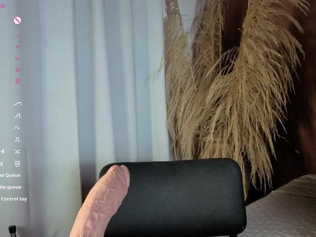 naia-cruzz live cam preview