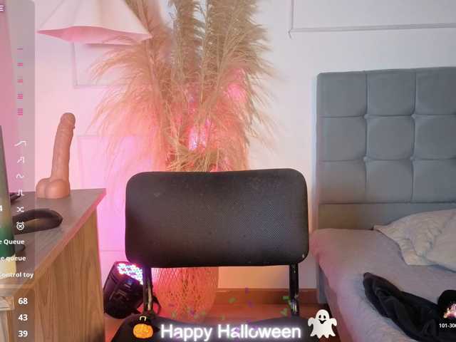 naia-cruzz live cam on BongaCams