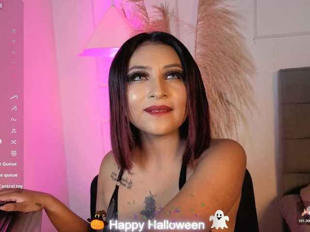 naia-cruzz live cam on BongaCams
