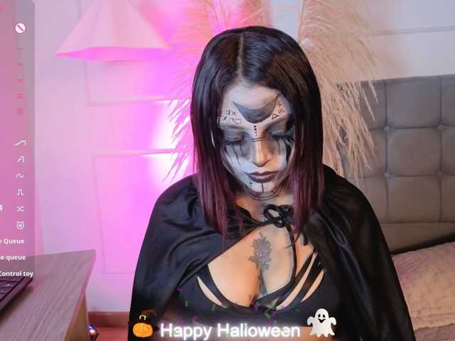 naia-cruzz live cam on BongaCams
