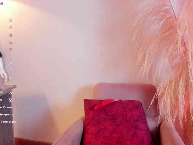 naia-cruzz webcam