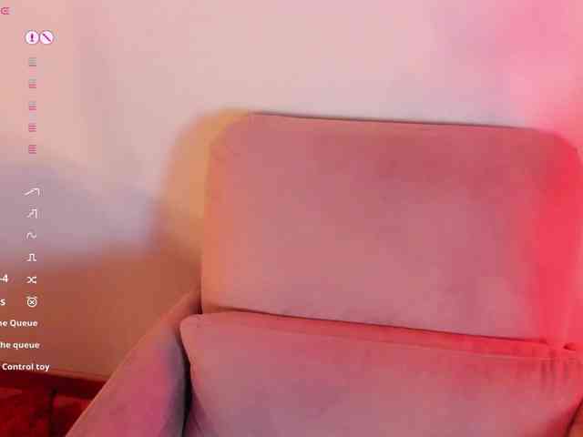naia-cruzz webcam