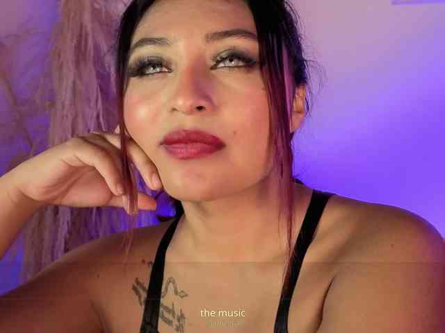Model: naia-cruzz
