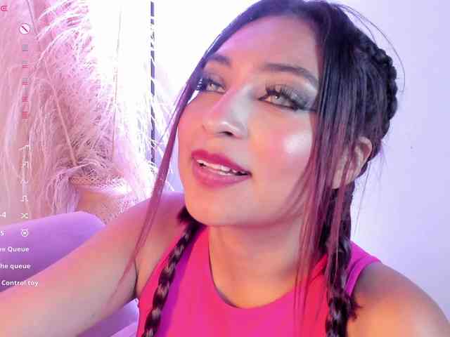 naia-cruzz webcam