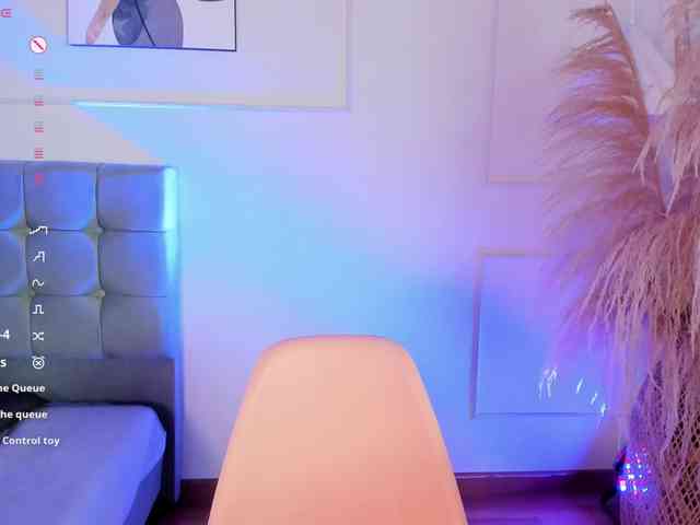 naia-cruzz webcam