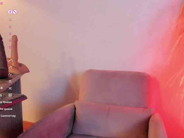 naia-cruzz webcam