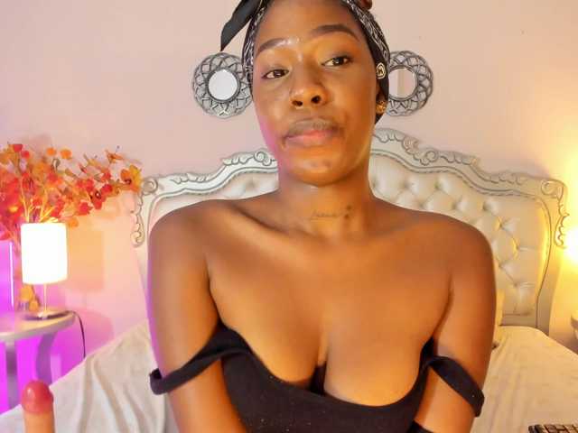 Niky-Brownn live cam on BongaCams
