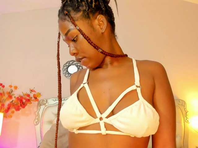 Niky-Brownn live cam on BongaCams