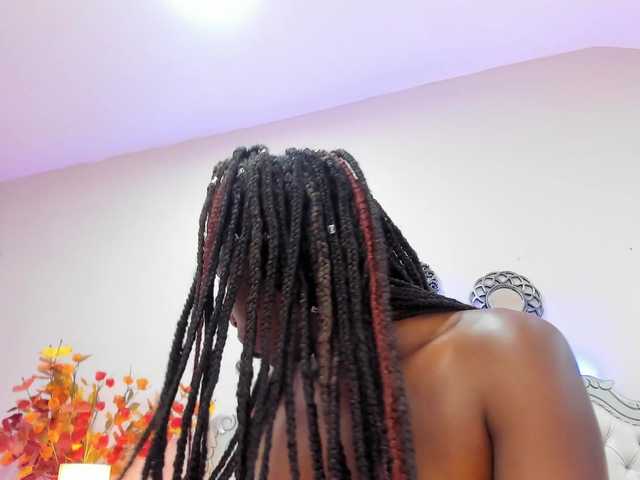 Niky-Brownn live cam on BongaCams