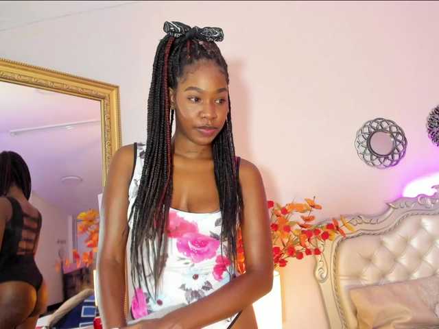 Niky-Brownn live cam on BongaCams