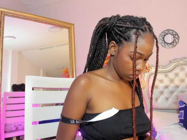 Niky-Brownn live cam on BongaCams