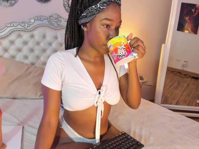 Niky-Brownn live cam on BongaCams