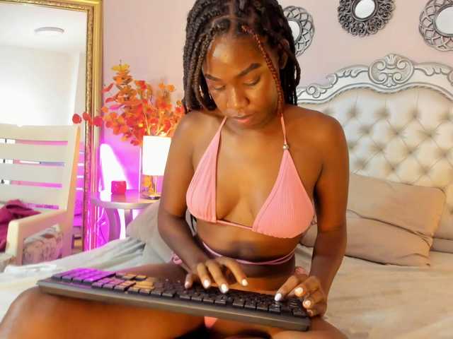 Niky-Brownn live cam on BongaCams