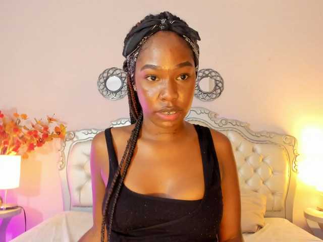Niky-Brownn live cam on BongaCams