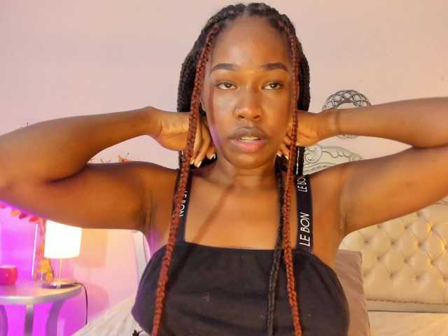 Niky-Brownn live cam on BongaCams