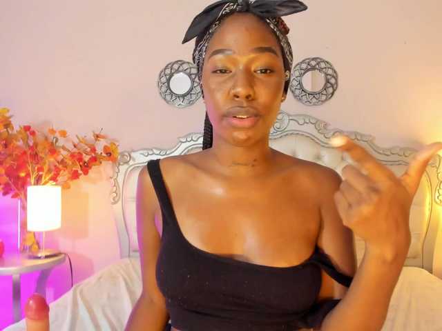 Niky-Brownn live cam on BongaCams