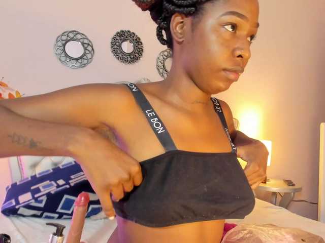 Niky-Brownn live cam on BongaCams