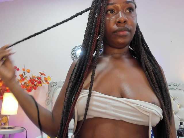Niky-Brownn live cam on BongaCams