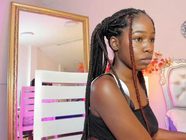 Niky-Brownn live cam on BongaCams