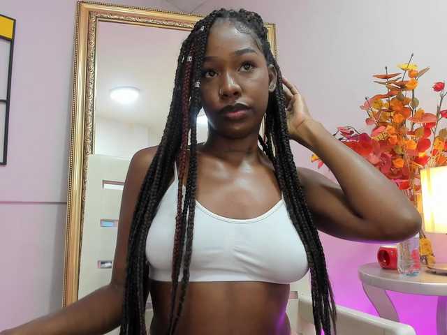 Niky-Brownn live cam on BongaCams