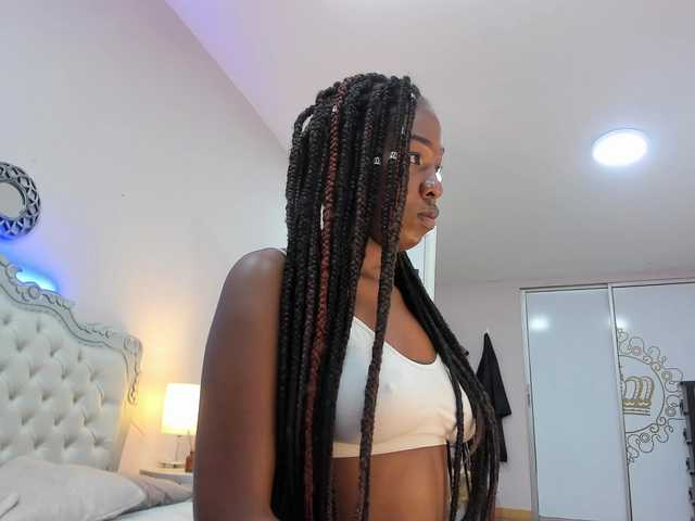 Niky-Brownn live cam on BongaCams