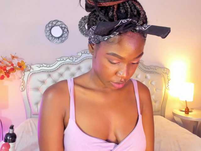 Niky-Brownn live cam on BongaCams