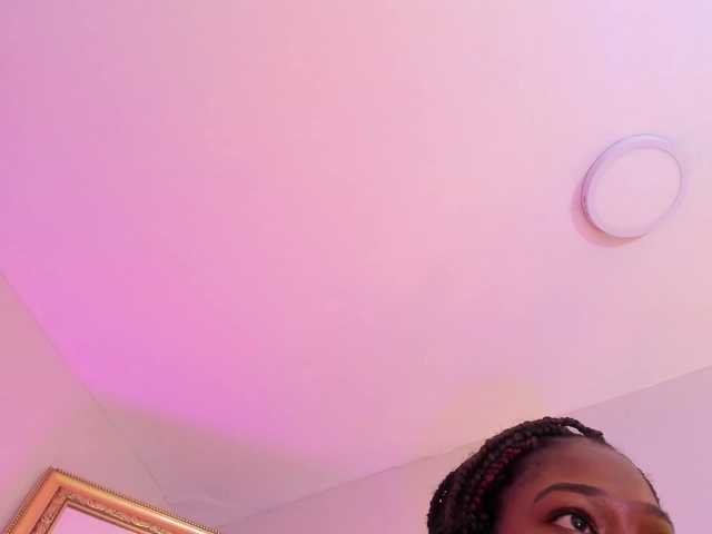 Niky-Brownn live cam on BongaCams