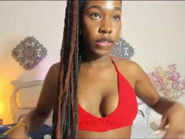 Niky-Brownn webcam