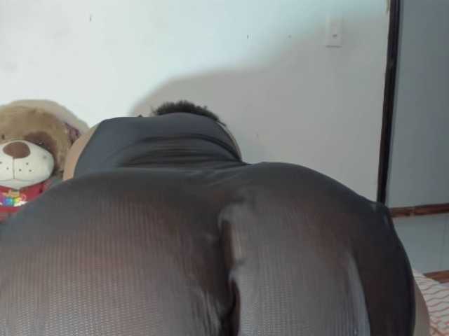 Angiee1 live cam on BongaCams