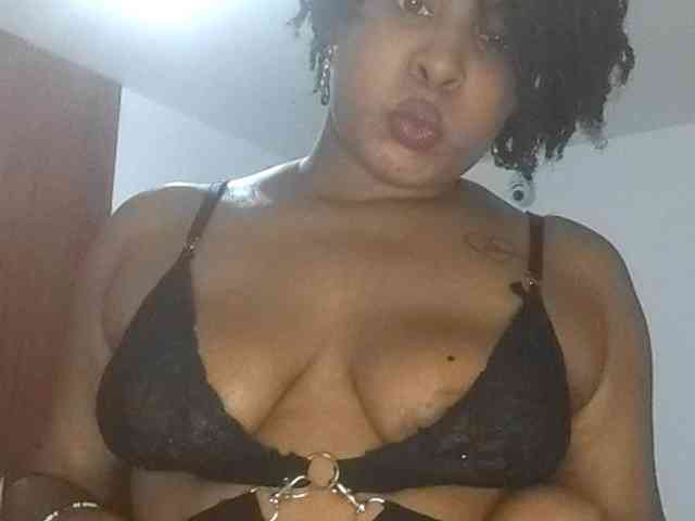 Angiee1 webcam