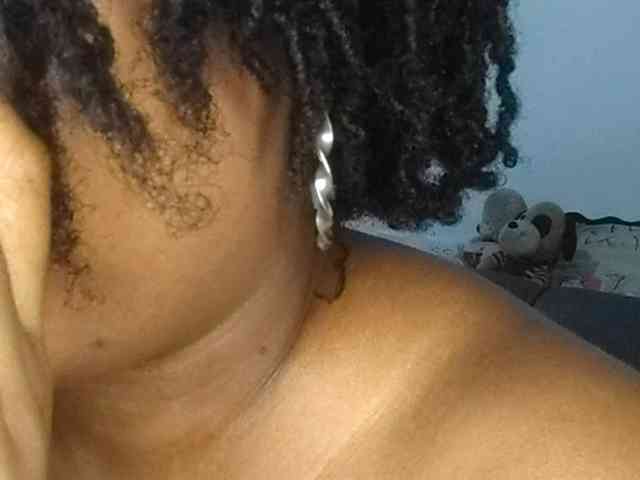 Angiee1 webcam