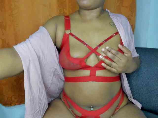 Angiee1 webcam