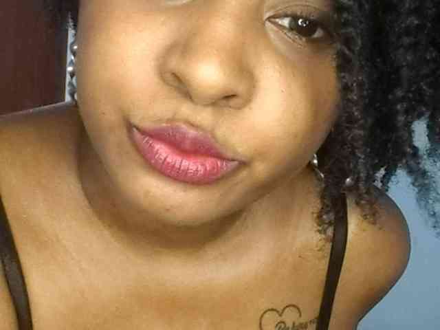 Angiee1 webcam