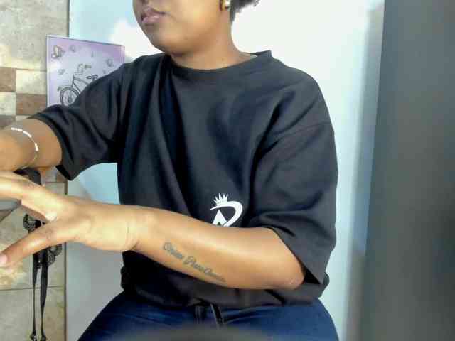 Angiee1 webcam