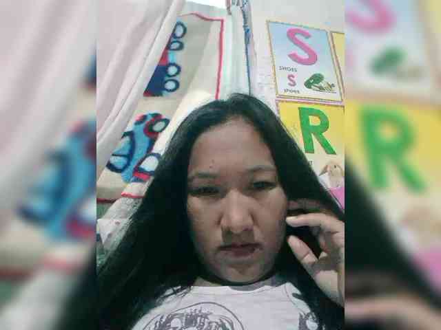 Model: sweetpink061