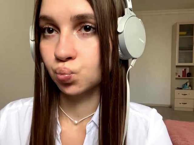 YuLoarca live cam on BongaCams