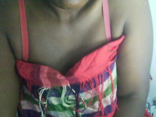 Eveliny live cam on BongaCams