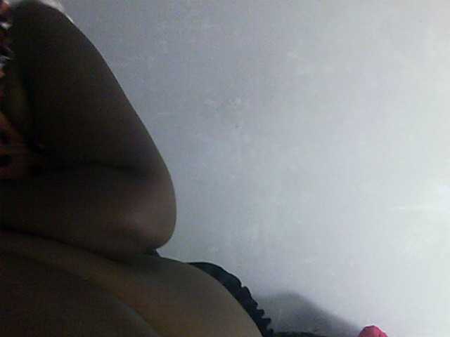 Eveliny live cam on BongaCams
