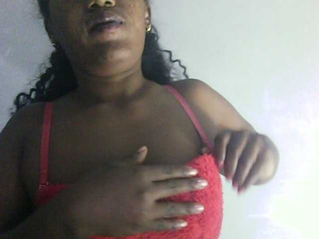 Eveliny live cam on BongaCams