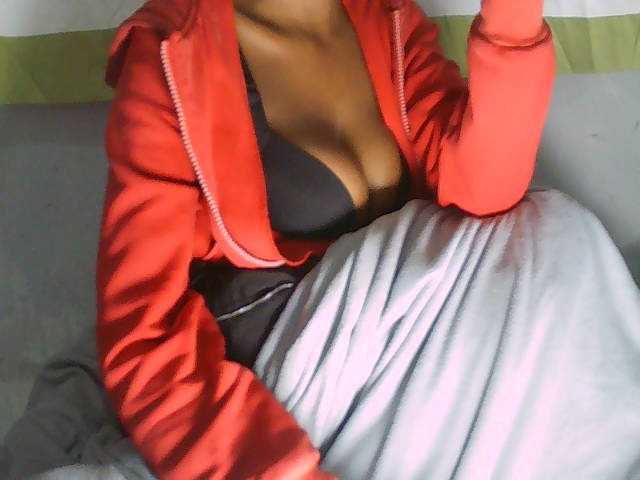 Eveliny live cam on BongaCams