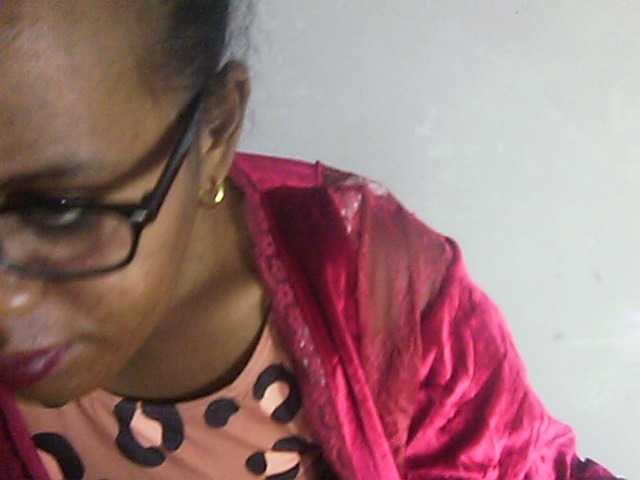 Eveliny live cam on BongaCams