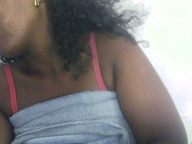 Eveliny live cam on BongaCams