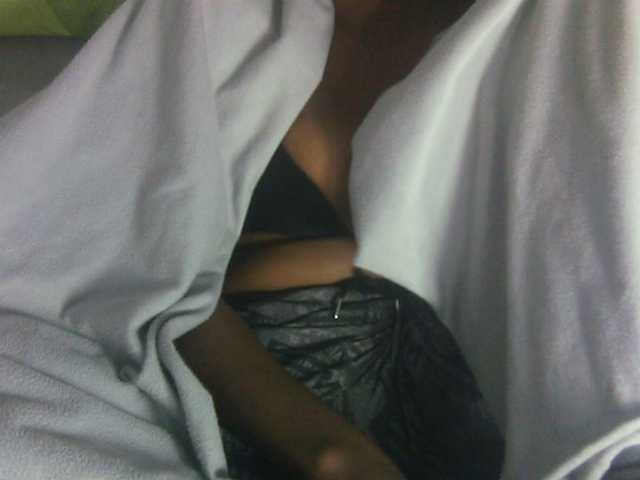 Eveliny live cam on BongaCams