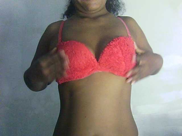 Eveliny live cam on BongaCams