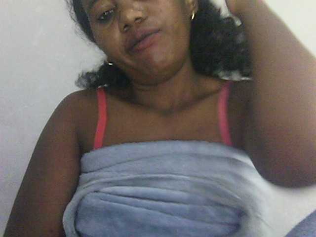 Eveliny live cam on BongaCams