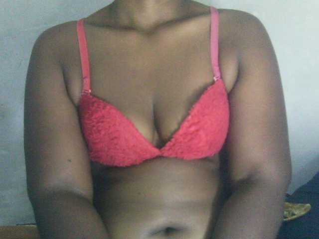 Eveliny live cam on BongaCams