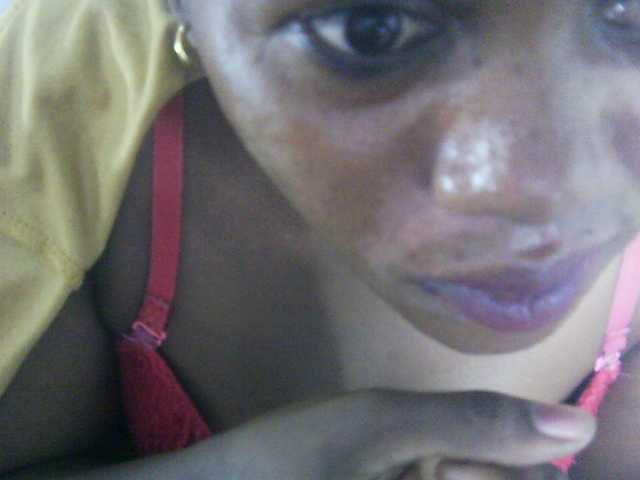 Eveliny live cam on BongaCams